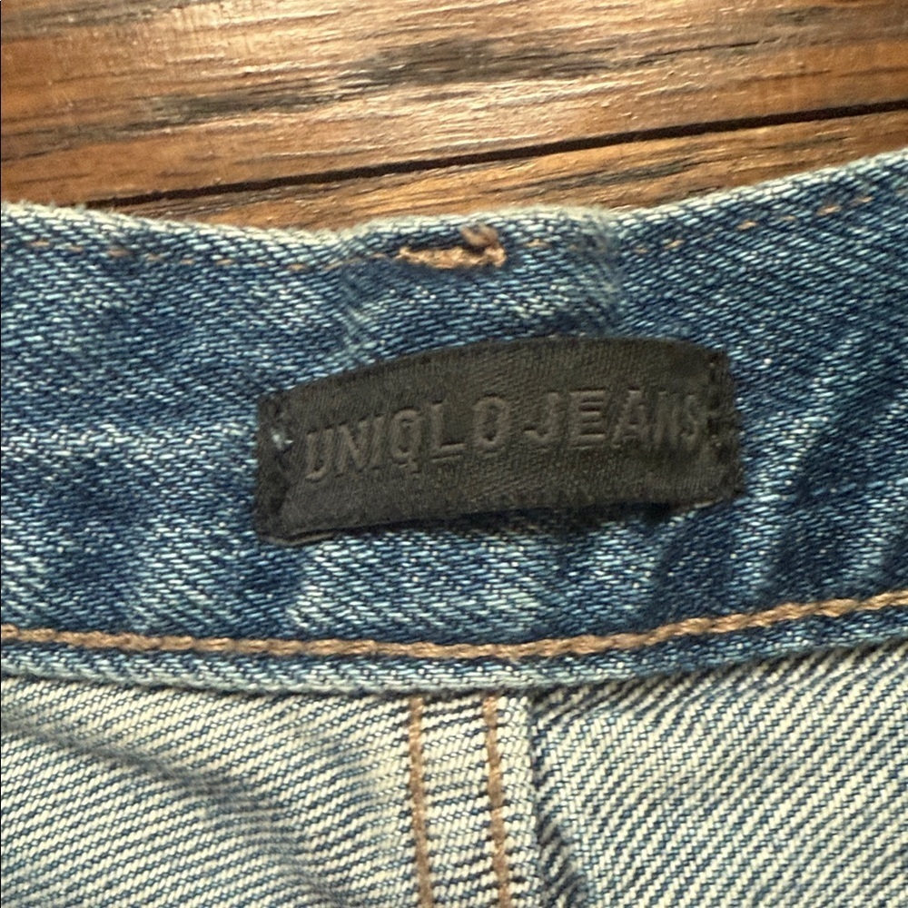Uniqlo Women's High Rise Jeans - Light Blue - Picture 4 of 11
